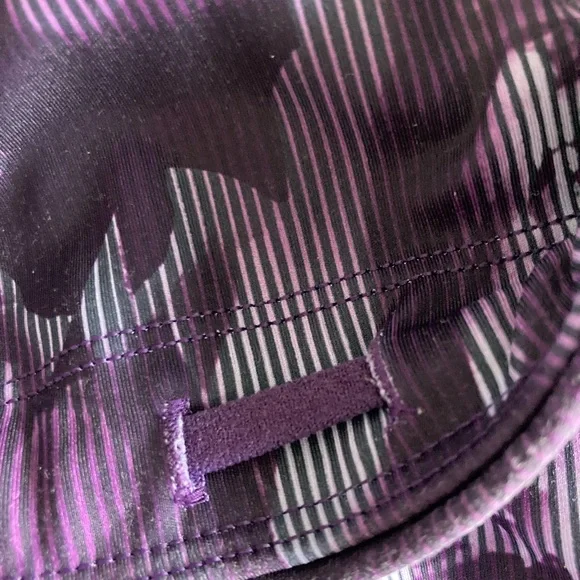 Athleta Women's Purple Pattern Leggings - Picture 9 of 9
